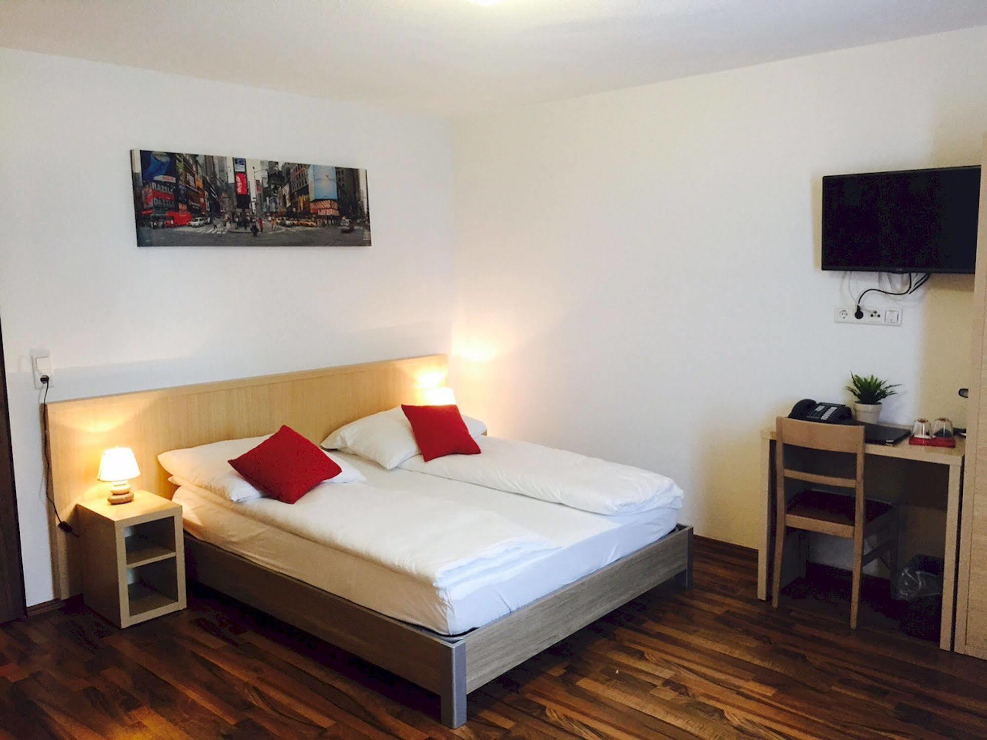 Hotel Platinium Akwizgran Zewnętrze zdjęcie